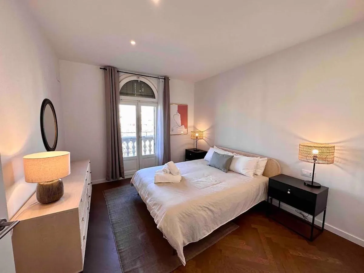 Centro, En Diagonal Junto A Sagrada Familia Apartment Barcelona 0*,  Spain